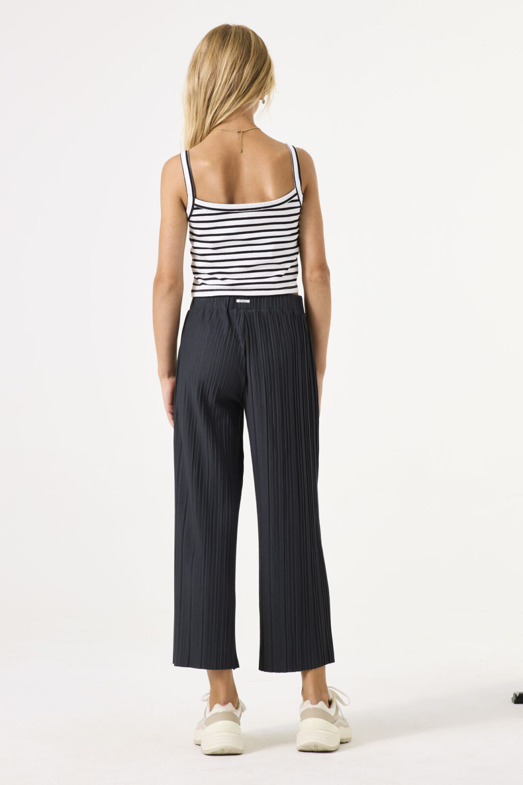 Garcia_springsummer-2025_2884_D52525-2884_4