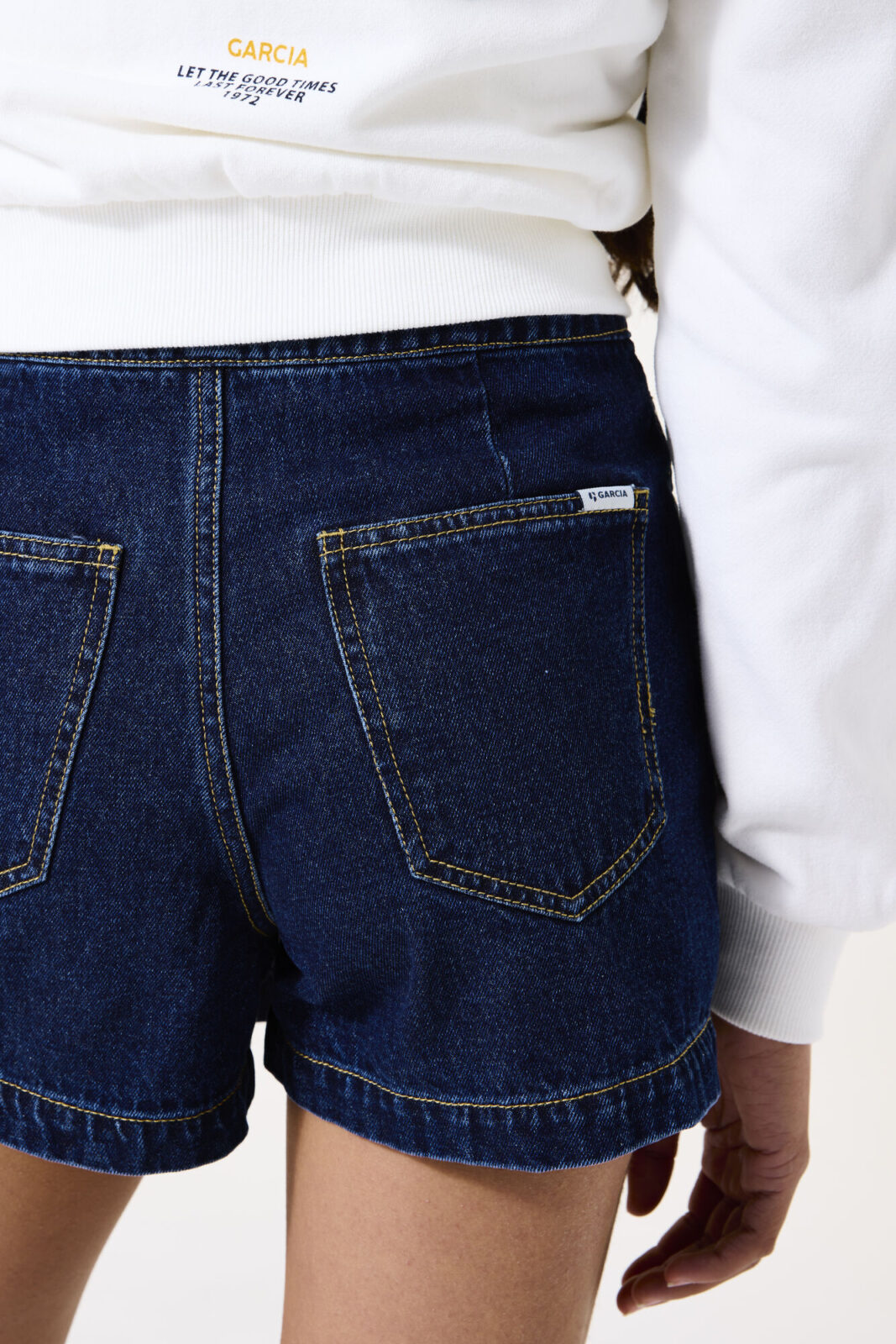 Garcia_fallwinter-2025_8888_G52710-8888_2